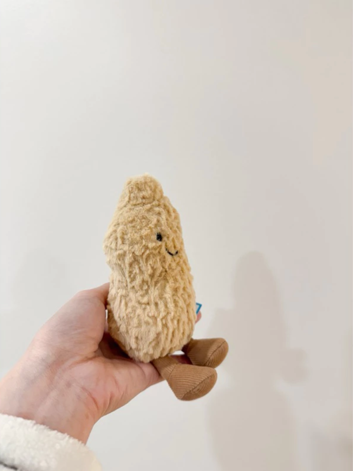 全新Jellycat正品|趣味花生 / 花生娃娃 🥜 15公分 Amuseable Peanut