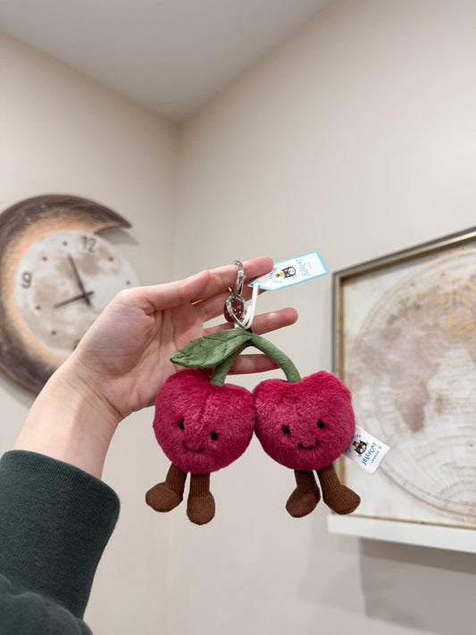 全新 Jellycat 正品|可愛櫻桃吊飾/鑰匙圈 🍒 (2025新品 Cherries Bag Charm