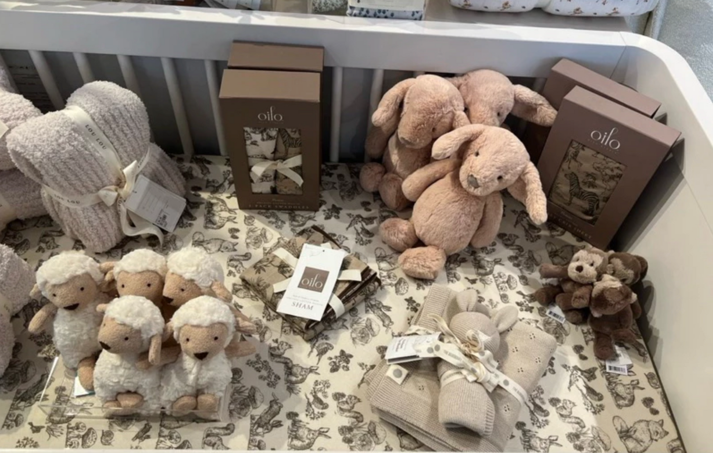 全新 Jellycat 正品｜蘿莉羊/可愛小羊🐑 24公分 （2025新品 Lollie lamb