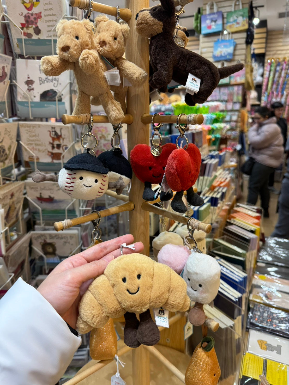 全新 Jellycat 正品｜酥皮可頌🥐吊飾/鑰匙圈 Croissant Bag Charm